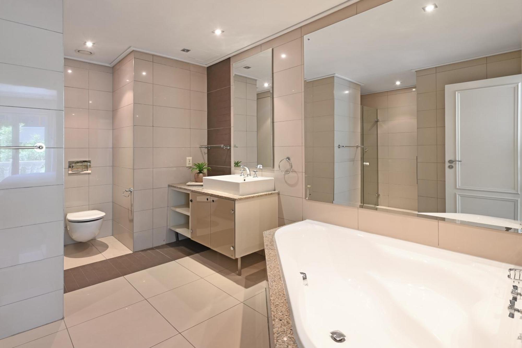 Apartment 2br Close To V&a Waterfront - Apt218 Kapstadt